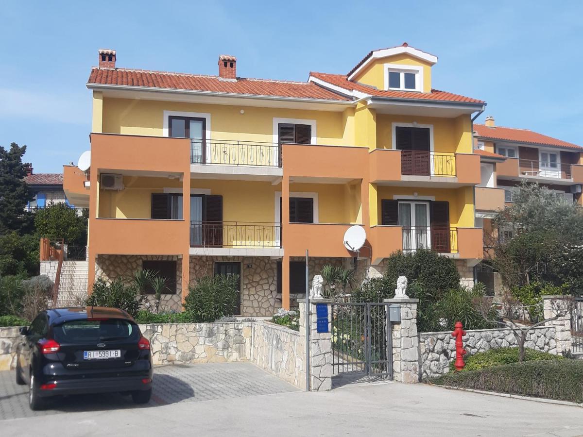 Apartmani Ana Cres Exterior foto