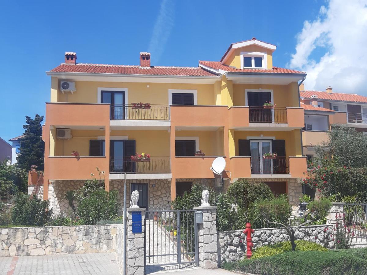 Apartmani Ana Cres Exterior foto