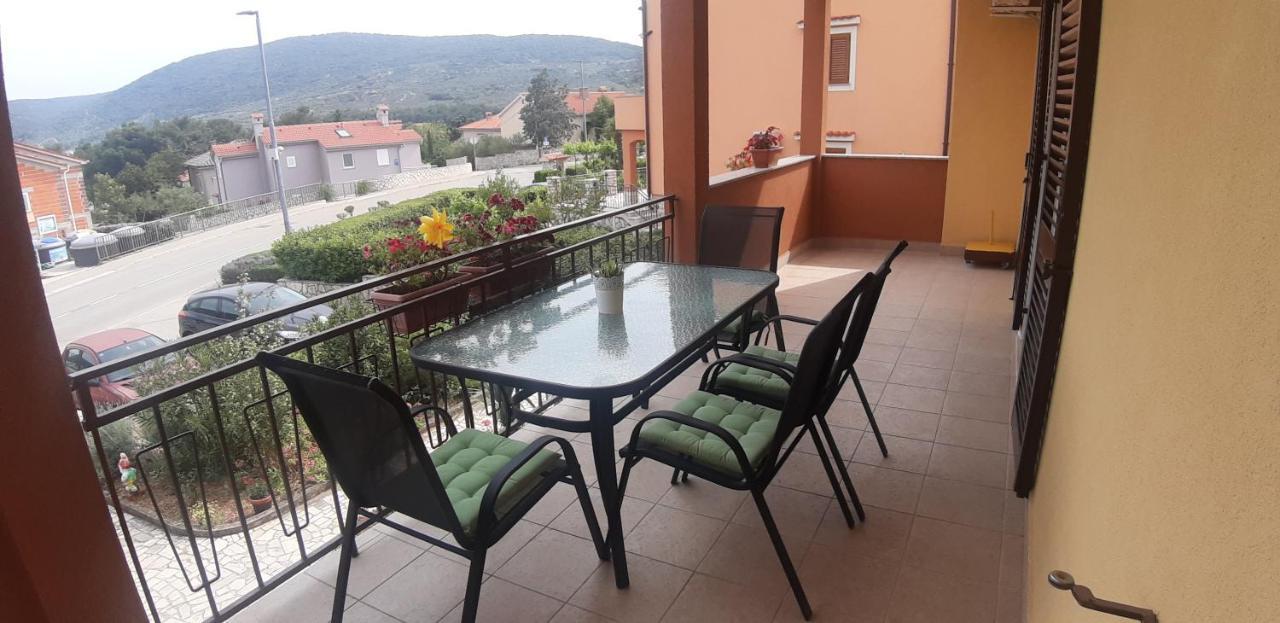 Apartmani Ana Cres Habitación foto