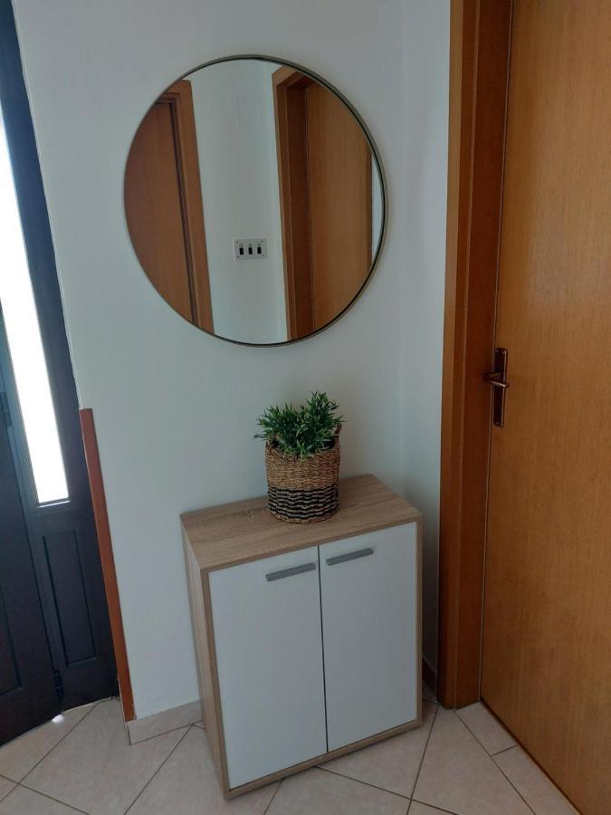Apartmani Ana Cres Habitación foto