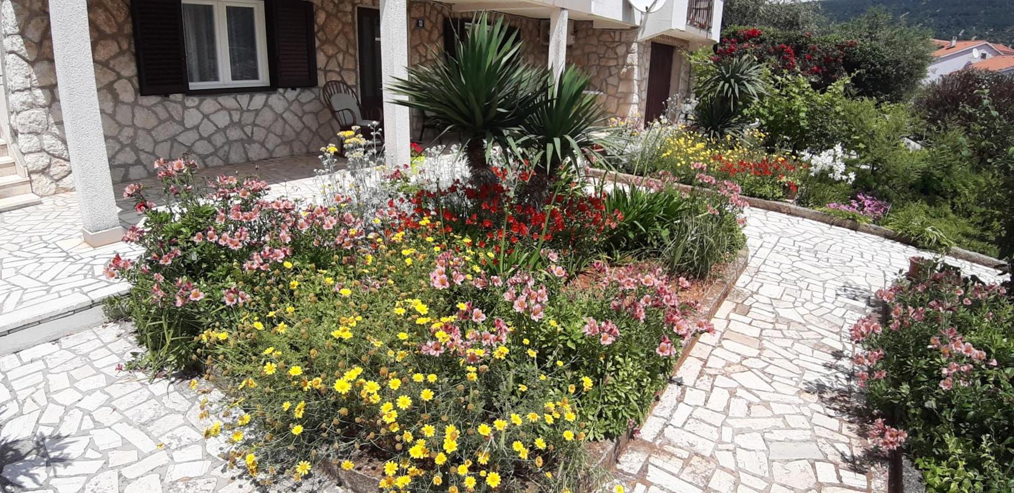 Apartmani Ana Cres Exterior foto